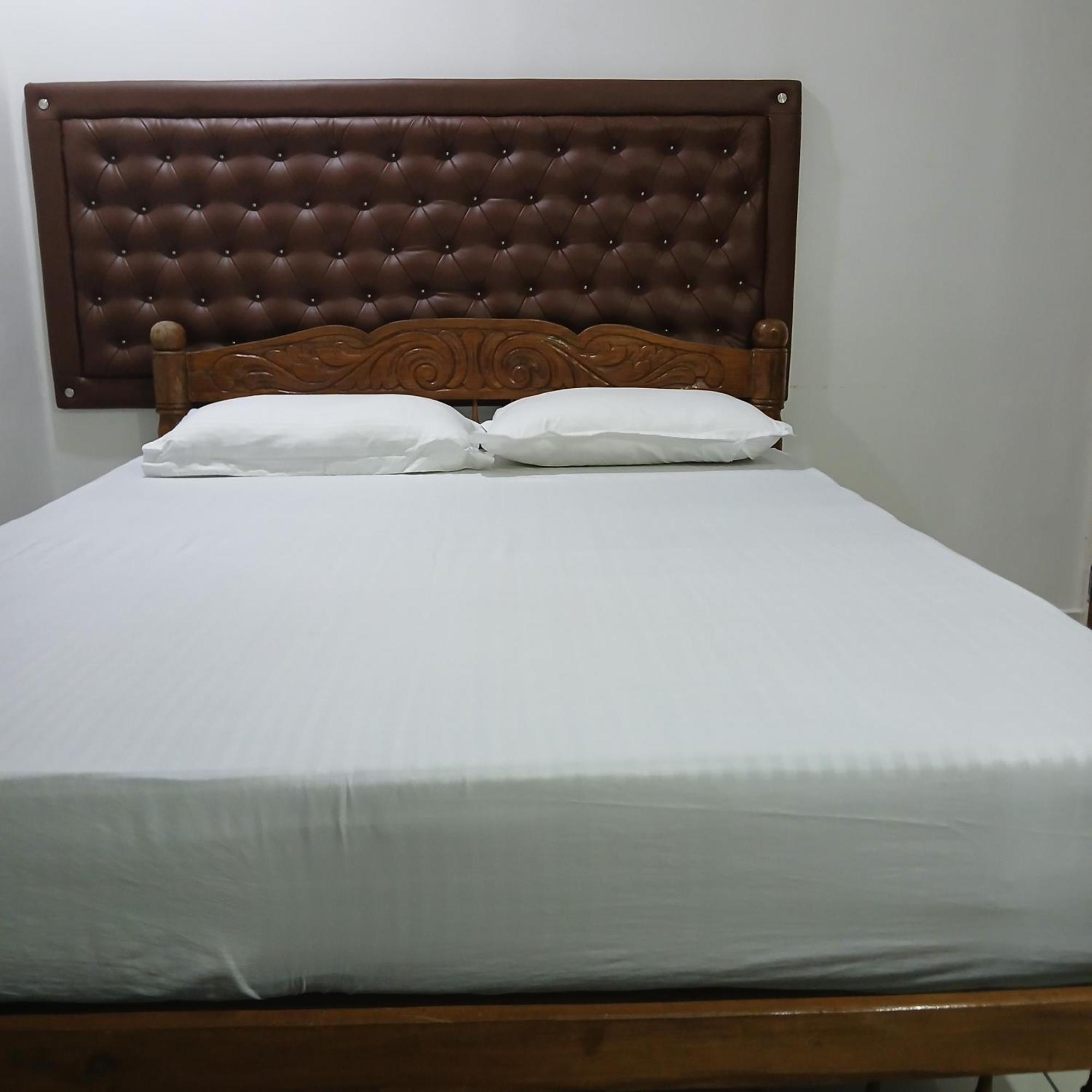 Annies Inn Homestay Kochi Luaran gambar